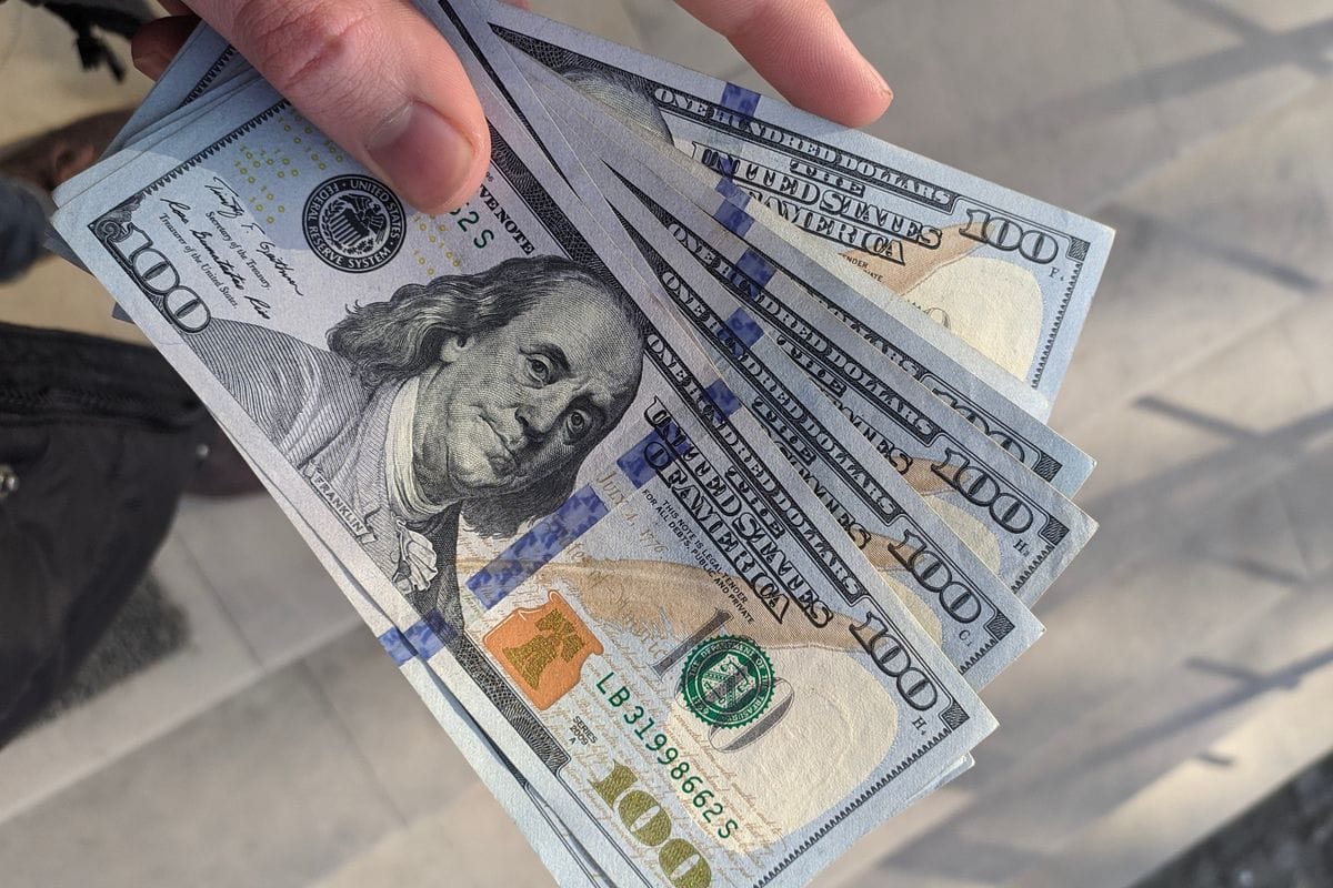 The Psychology of Money: Why People Struggle to Save and Invest